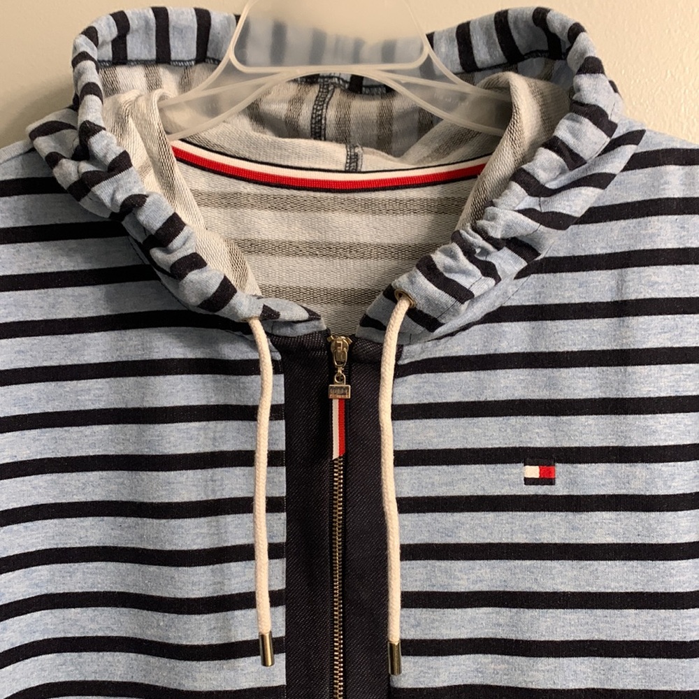 Tommy Hilfiger Hood Top